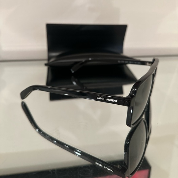 Brand new YSL sunglasses - Picture 2 of 3